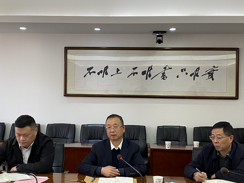 省商務(wù)廳李心球副廳長(zhǎng)一行到現(xiàn)代農(nóng)業(yè)集團(tuán)調(diào)研