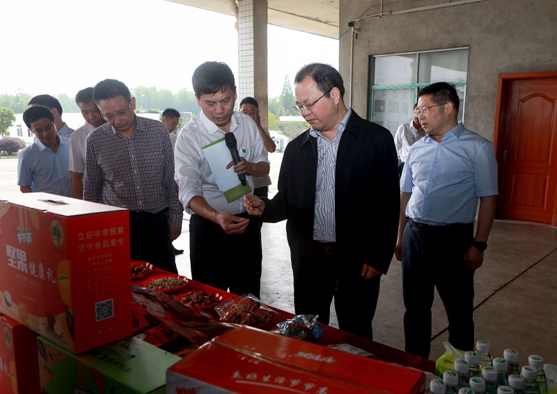 常德市委副書記、市長周振宇帶隊赴湘非國際調研企業生產經營情況