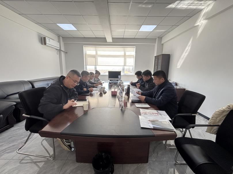 糧油進(jìn)出口集團(tuán)總經(jīng)理蘇臻調(diào)研營口公司